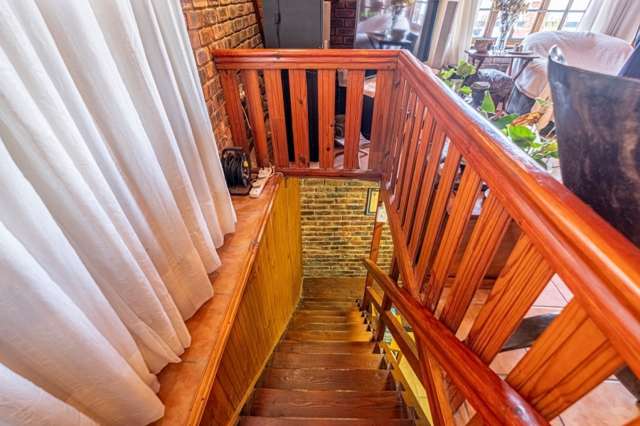 To Let 4 Bedroom Property for Rent in Amsterdamhoek Eastern Cape